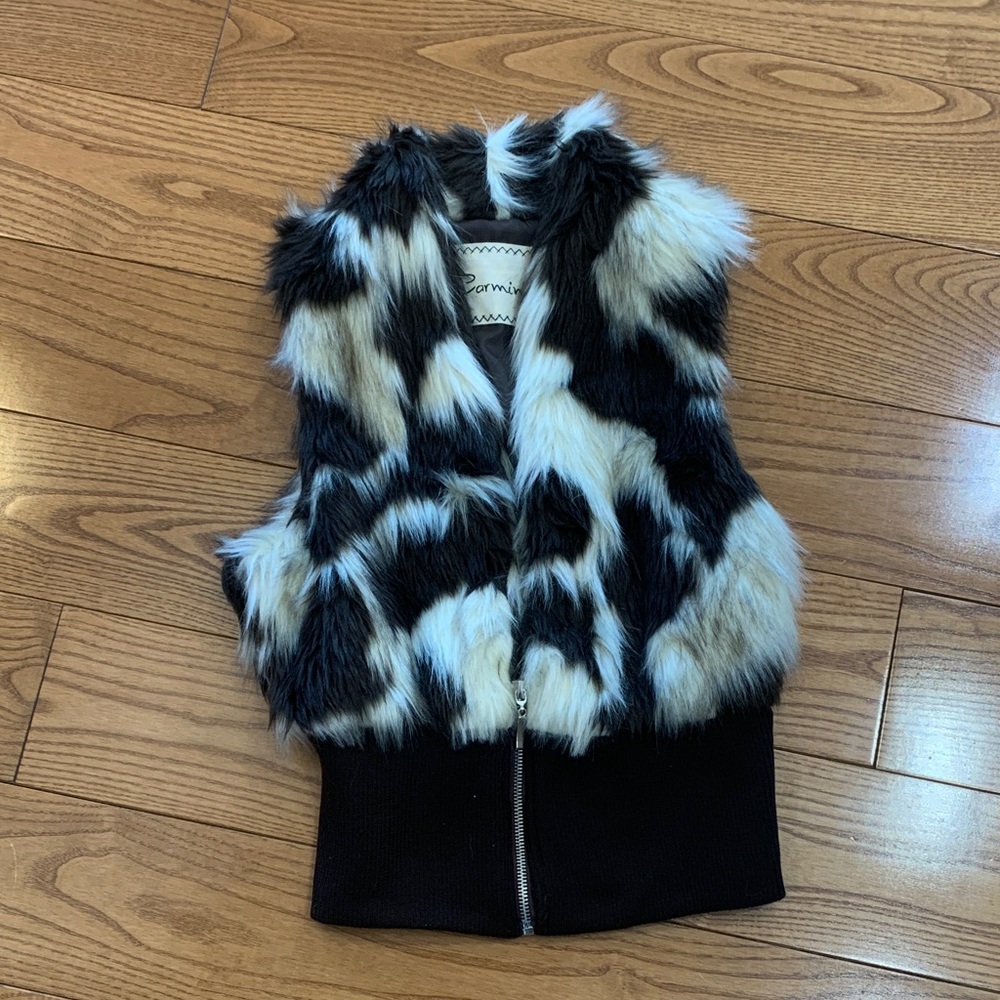 Faux Fur Patchwork Vest in dark brown & Cream, xs